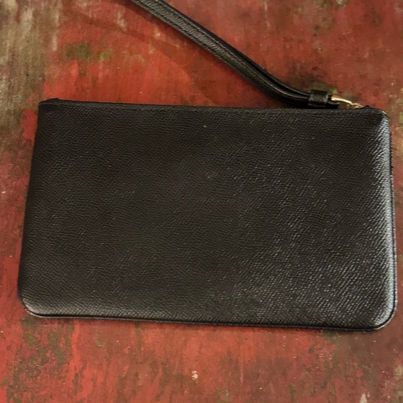 Coach Black Crossgrain Leather Corner Zip Wristlet | Card Slots